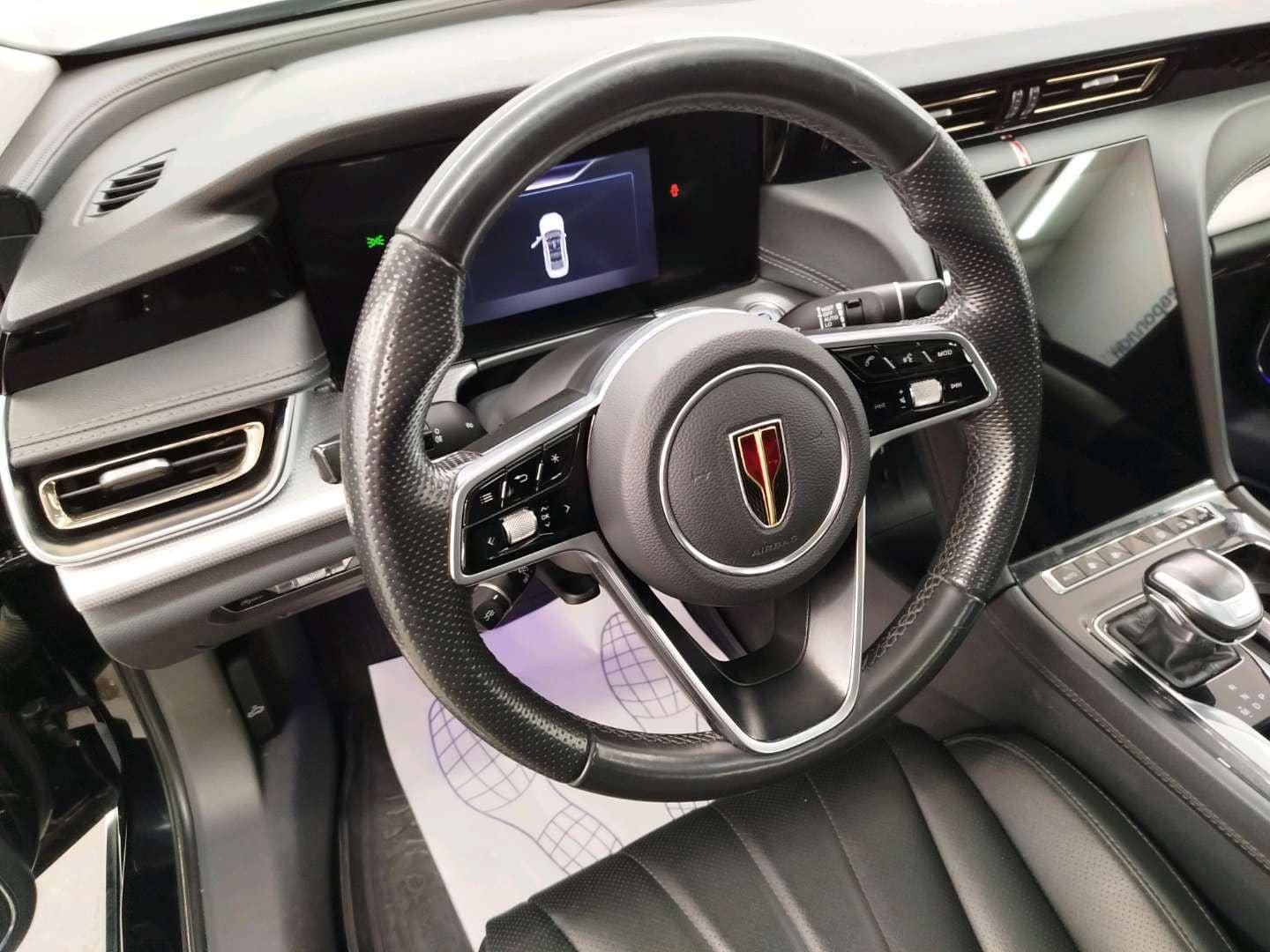Hongqi H5,  229 903 км, 2023 года в лизинг