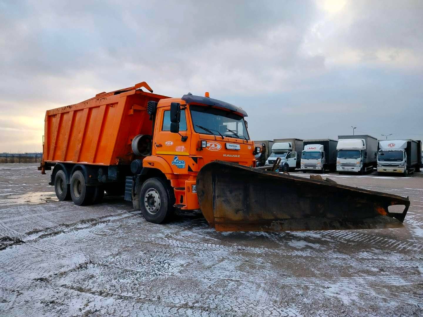 КАМАЗ 6520-43(E4),  215 658 км, 2017 года в лизинг
