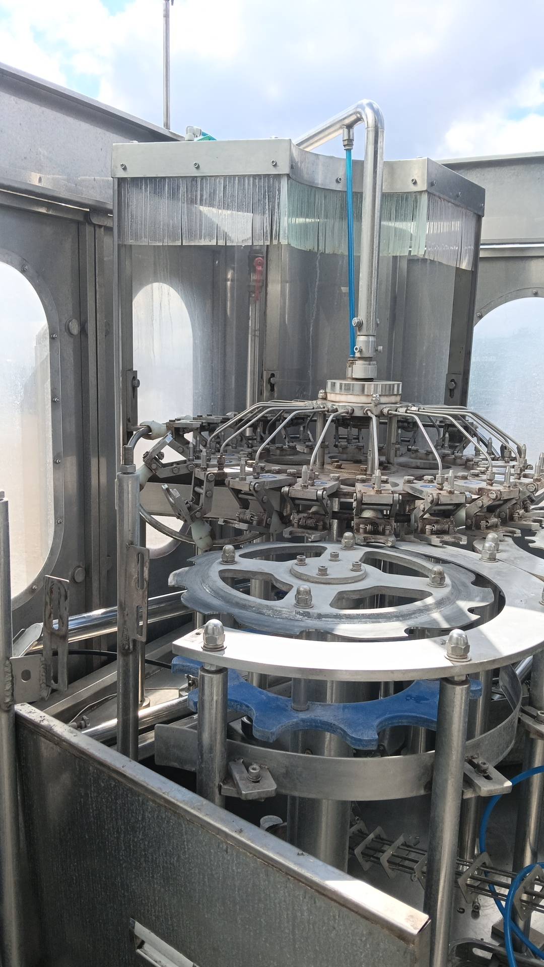 Ace-Filling (Suzhou) Packaging Machinery CGF18-18-6 Триблок розлива, 2022 года в лизинг