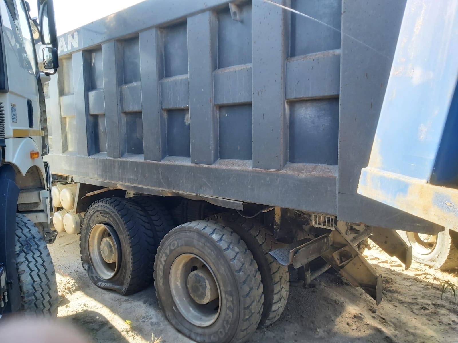 Shacman SX32586R384C,  245 000 км, 2022 года в лизинг