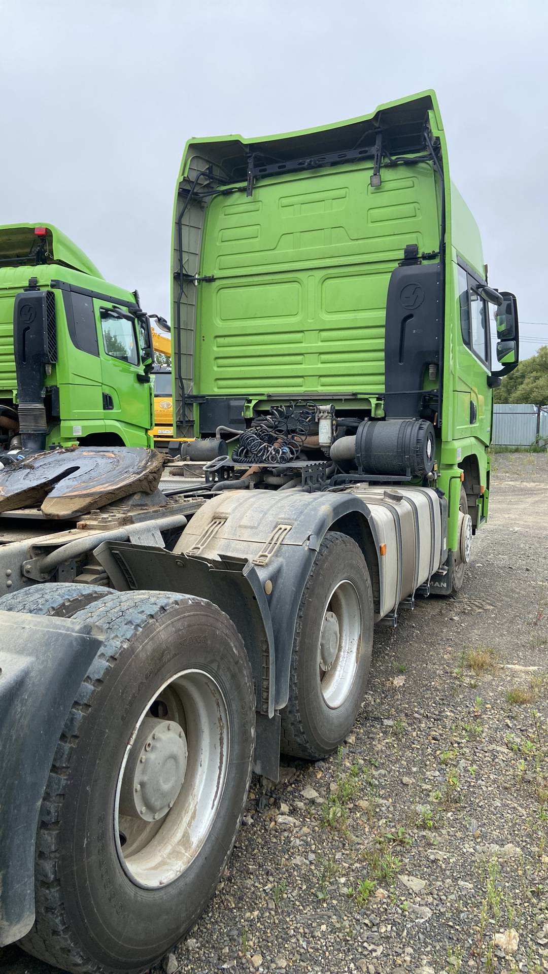 Shacman SX42584V324,  158 272 км, 2023 года в лизинг