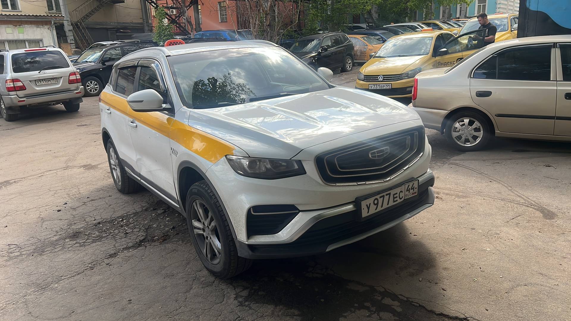 Geely Atlas Pro