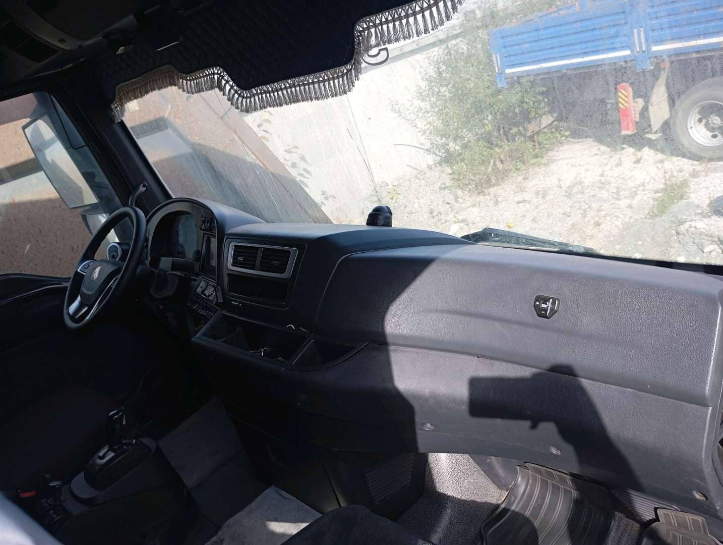 Sitrak ZZ4186V391HE,  484 002 км, 2023 года в лизинг