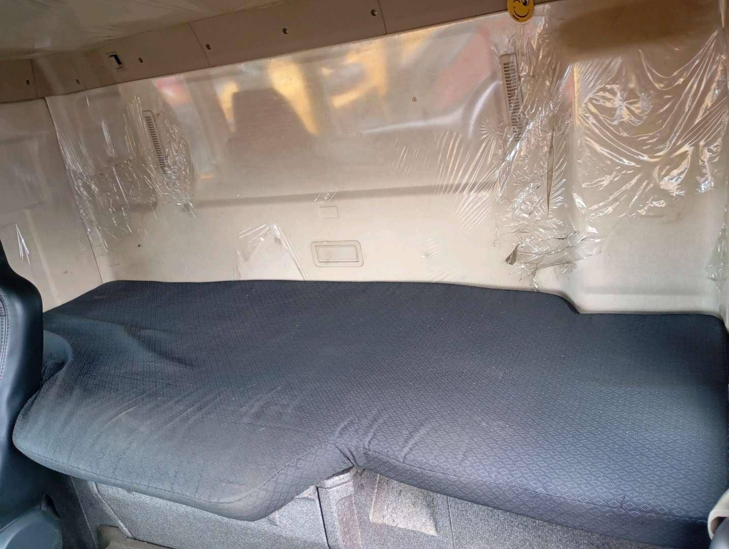 HOWO ZZ3256V384GE 6x4,  133 443 км, 2023 года в лизинг