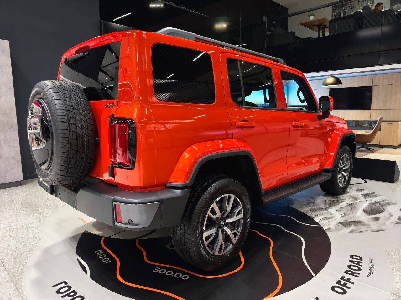 Tank 300 City Premium 2.0 8AT 4WD