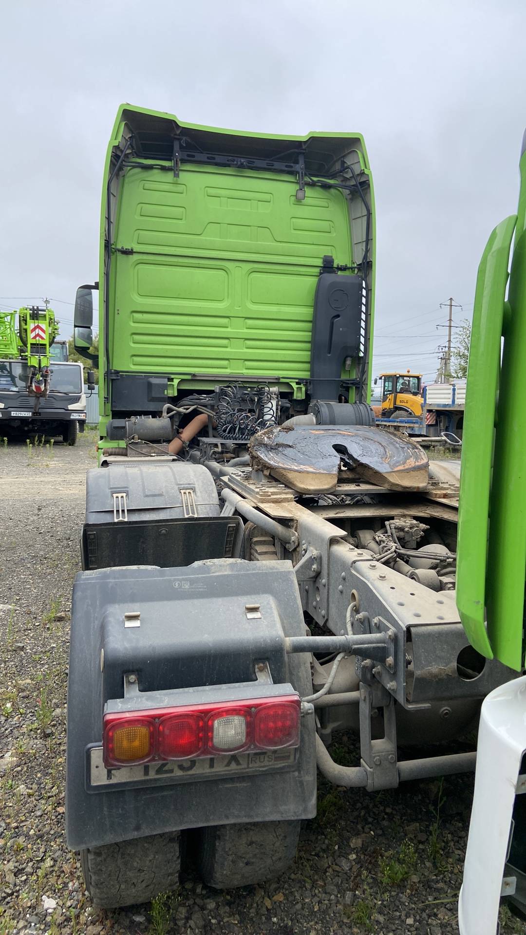 Shacman SX42584V324,  158 272 км, 2023 года в лизинг