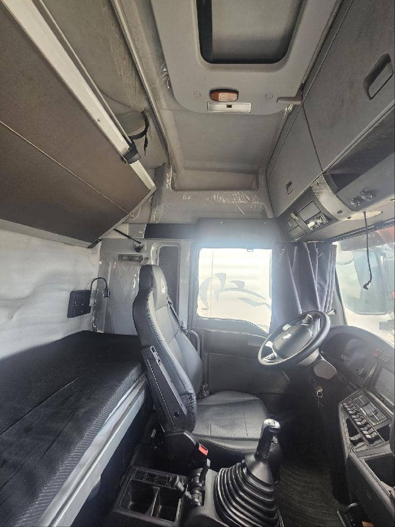 Sitrak С7Н 6×4 ZZ4256V364HE,  101 863 км, 2024 года в лизинг