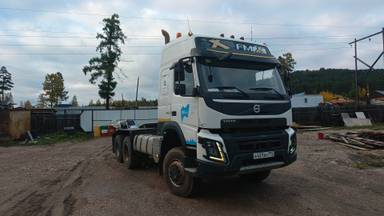Volvo FMX 460 6x6 (FMX Globetrotter)