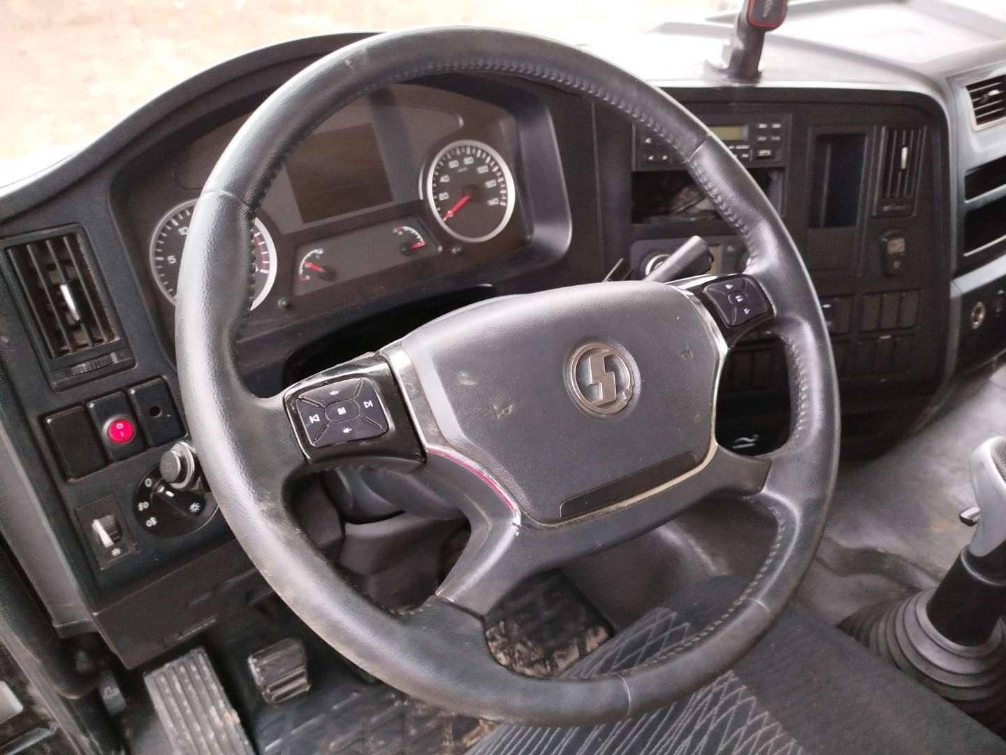 Shacman SX33186T366C,  328 184 км, 2022 года в лизинг
