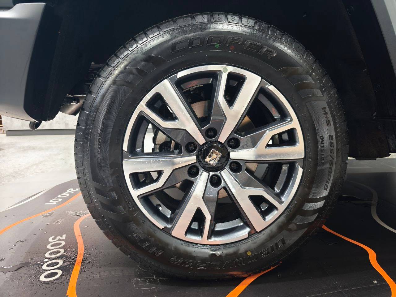 Tank 300 City Premium 2.0 8AT 4WD