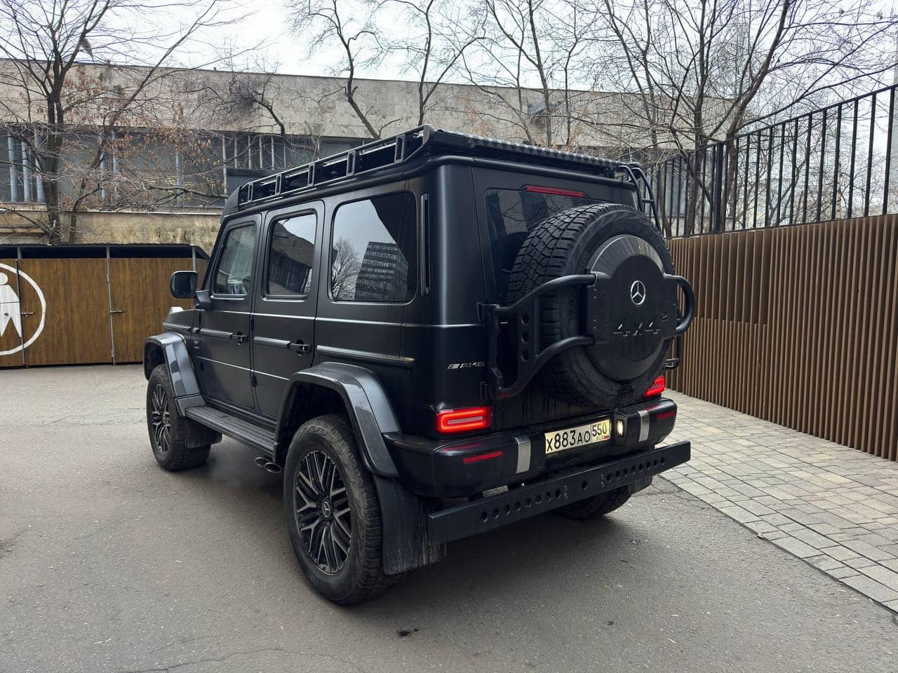 Mercedes-Benz G,  11 907 км, 2023 года в лизинг