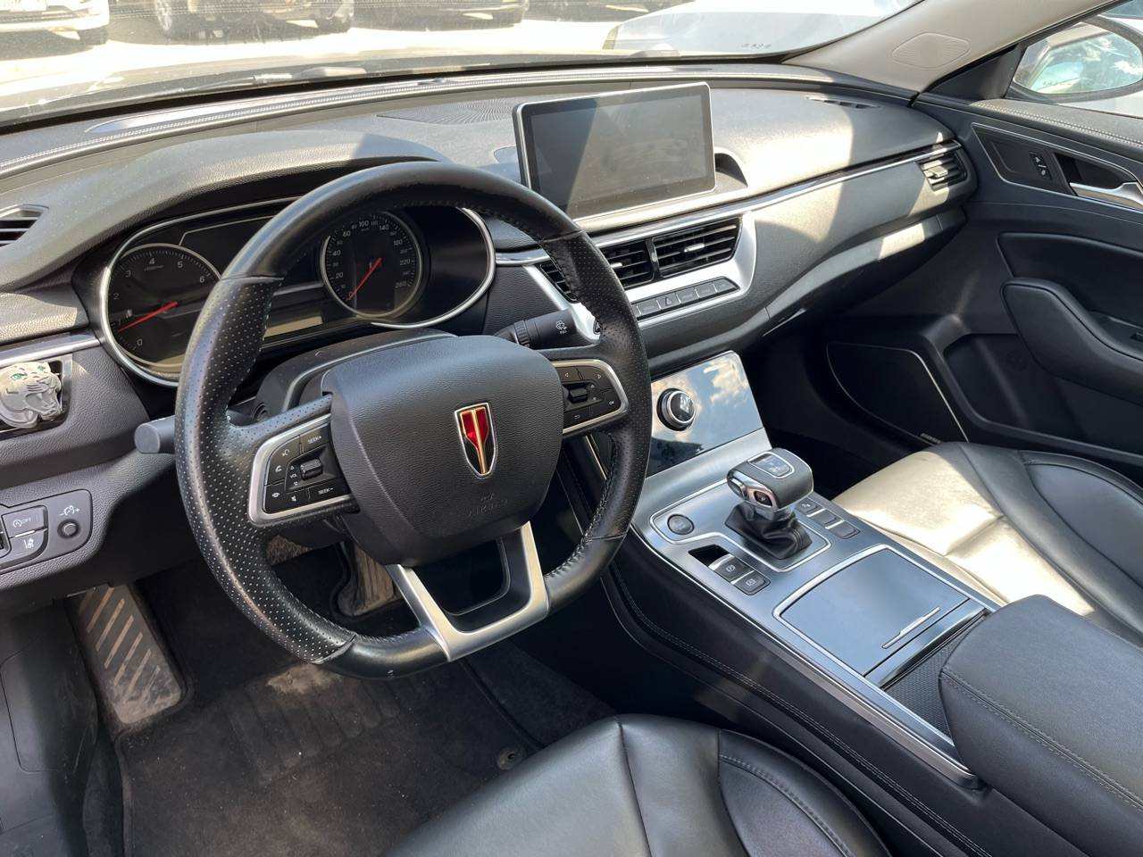 Hongqi H5,  80 320 км, 2022 года в лизинг