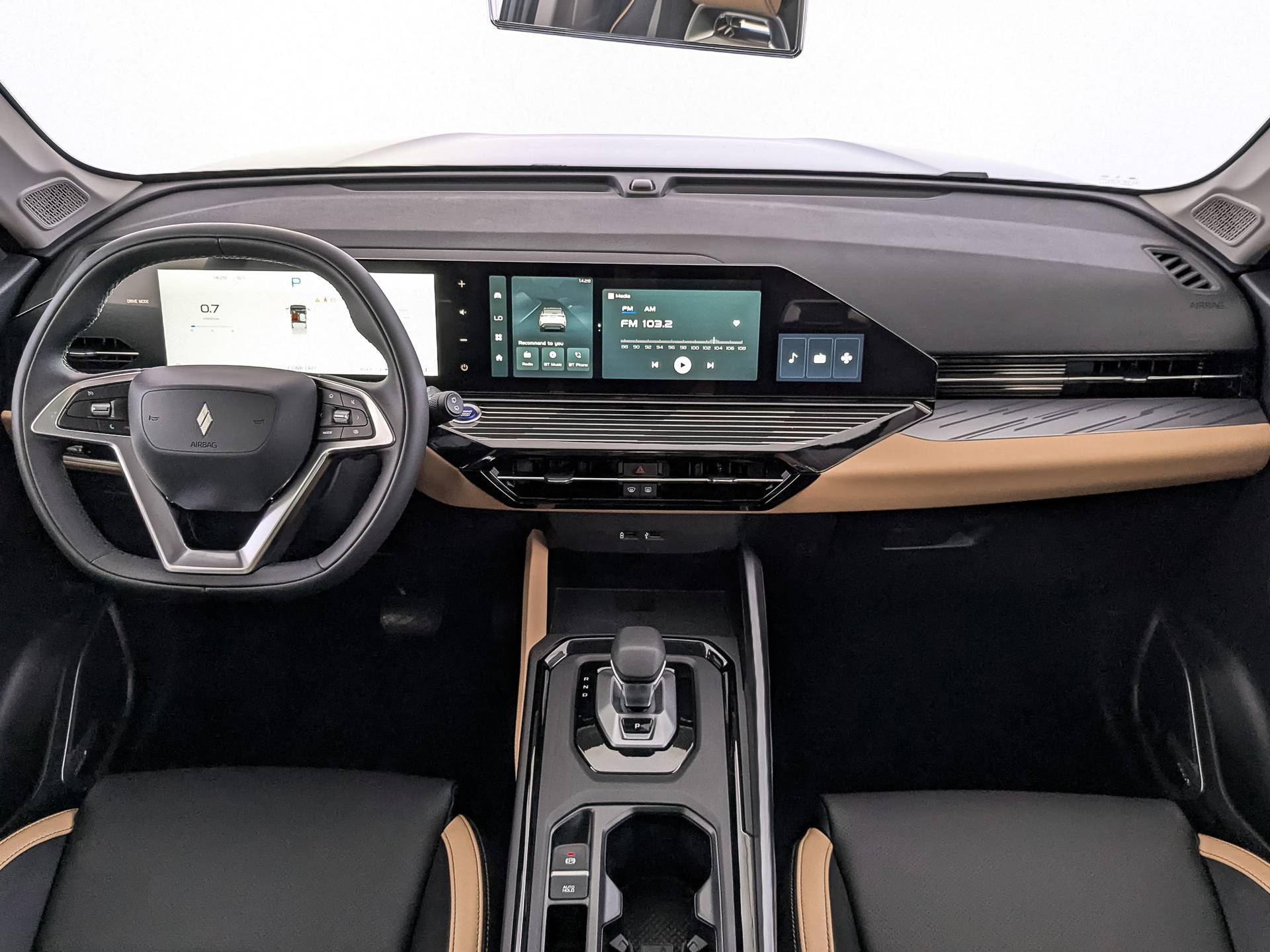 Livan X6PRO Premium 1.5 7DCT