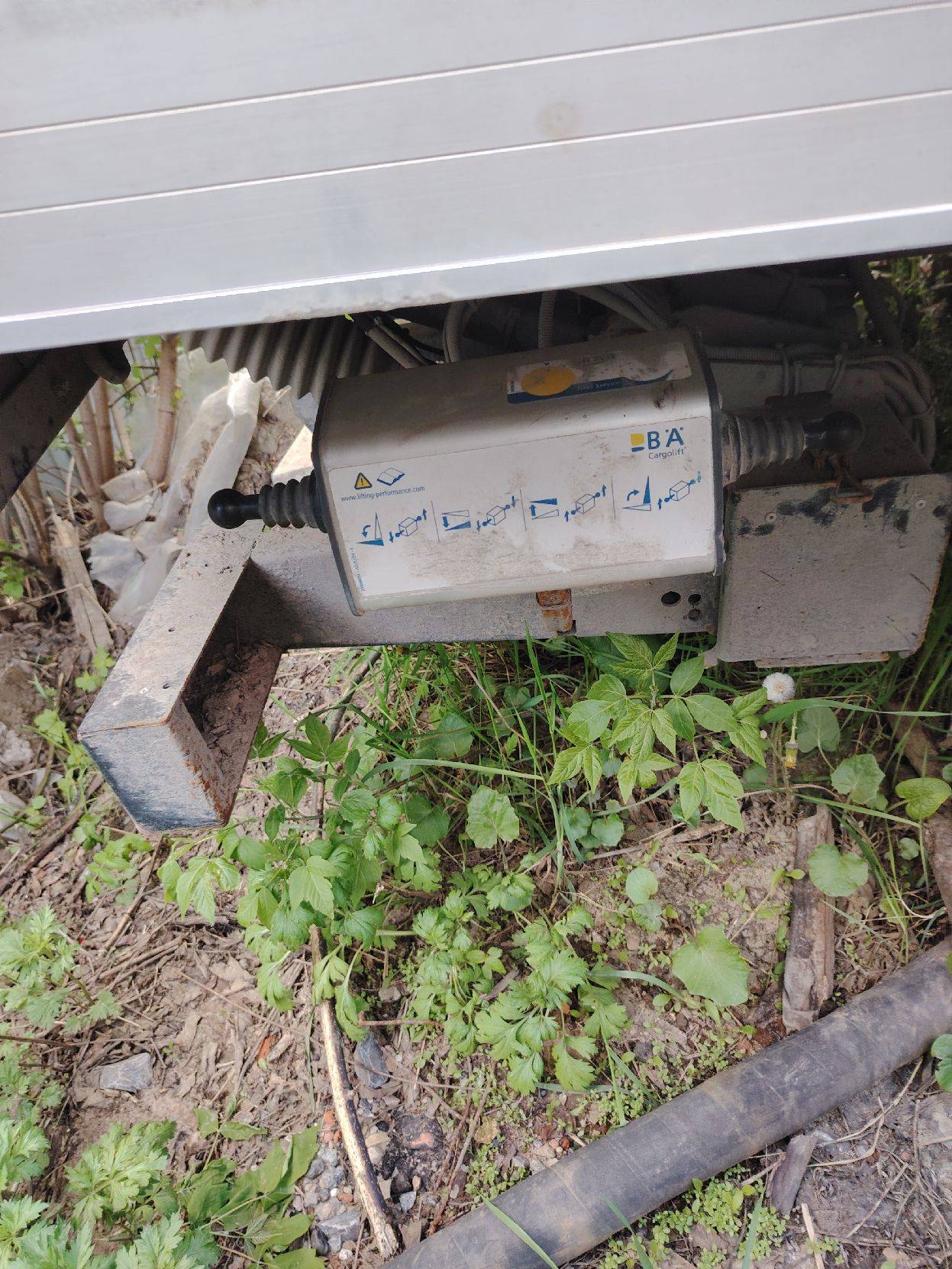 ISUZU NPR75LL Лот 000002466