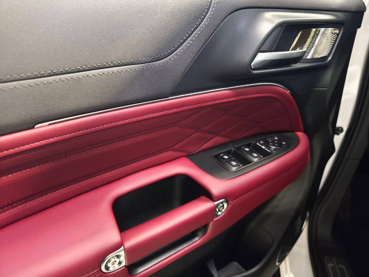 Tank 300 City Premium 2.0 8AT 4WD