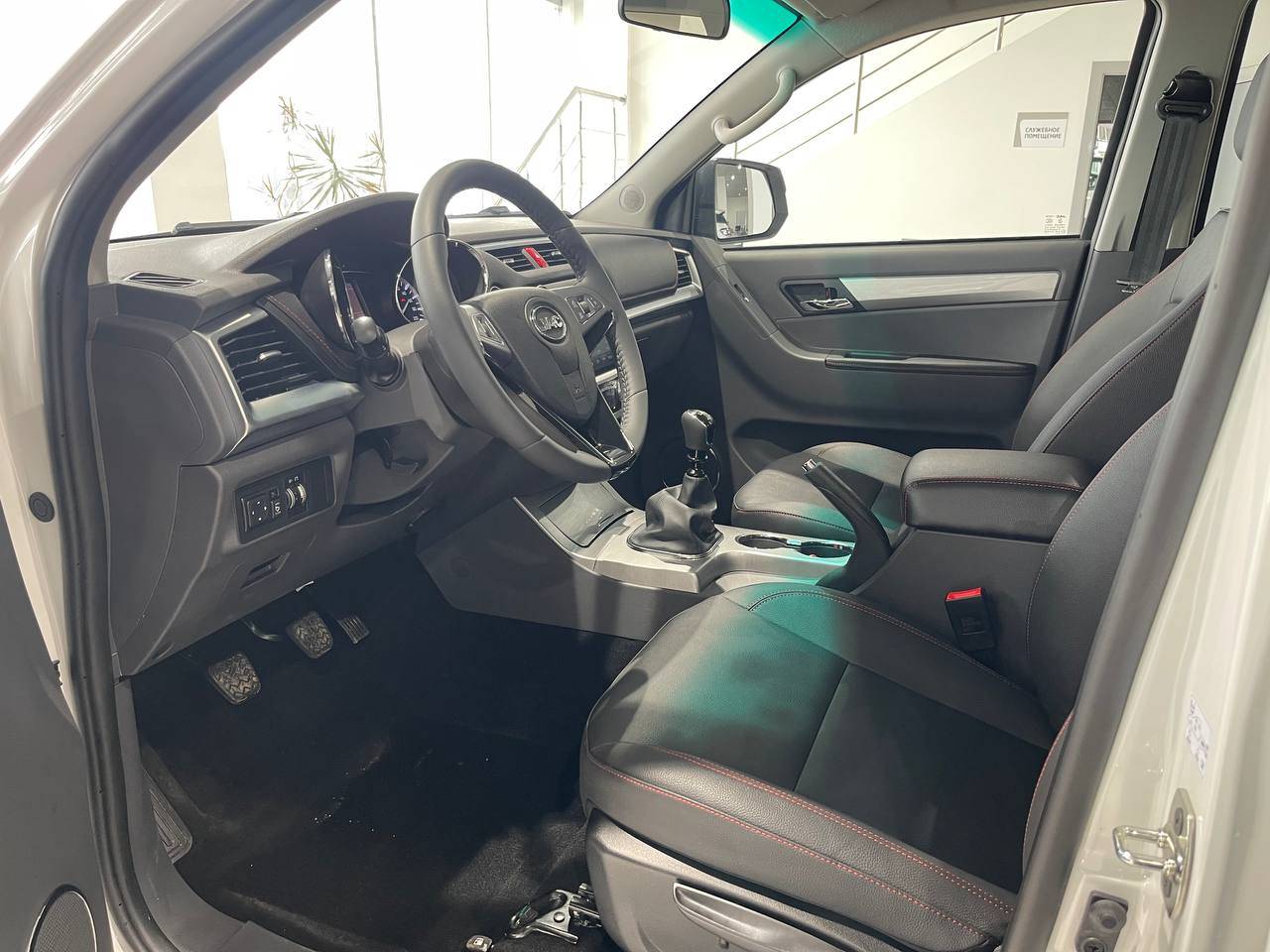 JAC T8 Full Extra 2.0T 6MT 4WD
