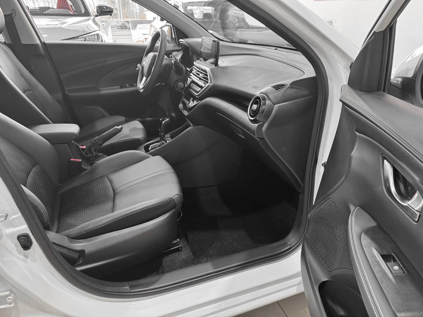 Changan Alsvin DLX 1.5 5DCT