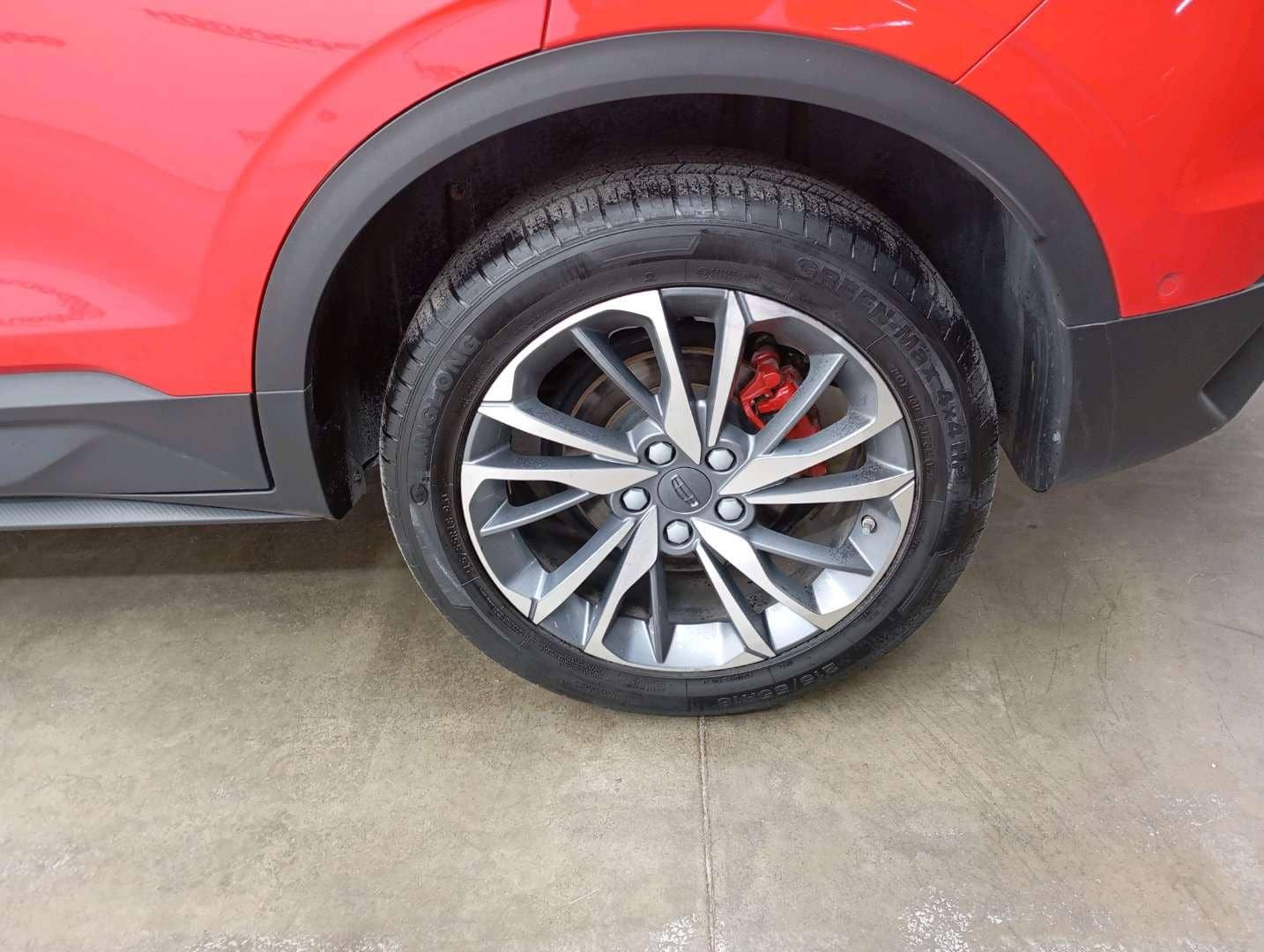 Geely Coolray,  35 910 км, 2023 года в лизинг