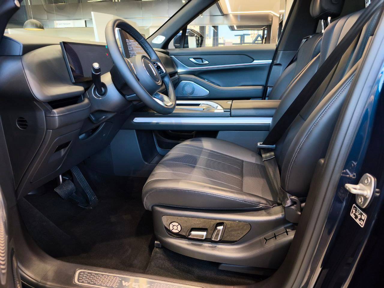 Wey 07 Премиум 1.5 гибрид АТ полный привод