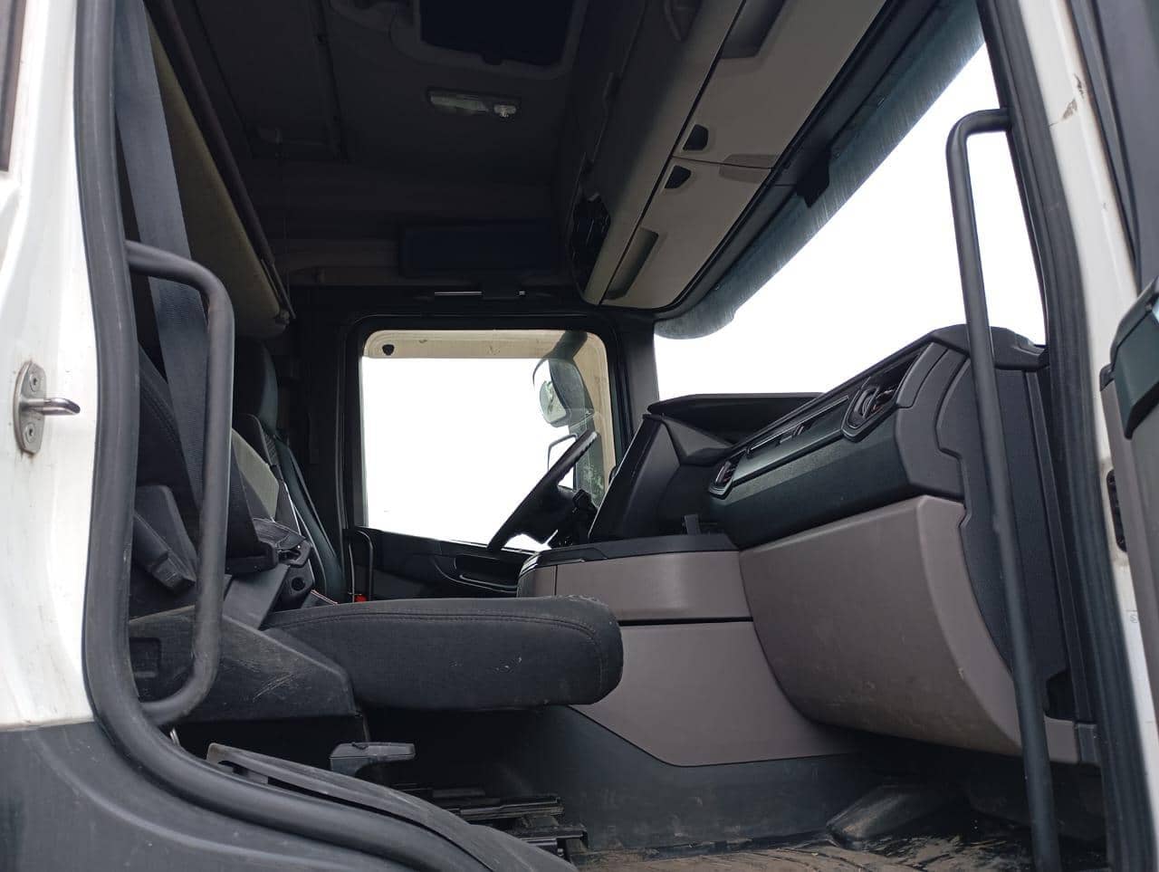 SCANIA G 340 A4X2NA (CNG),  636 850 км, 2018 года в лизинг