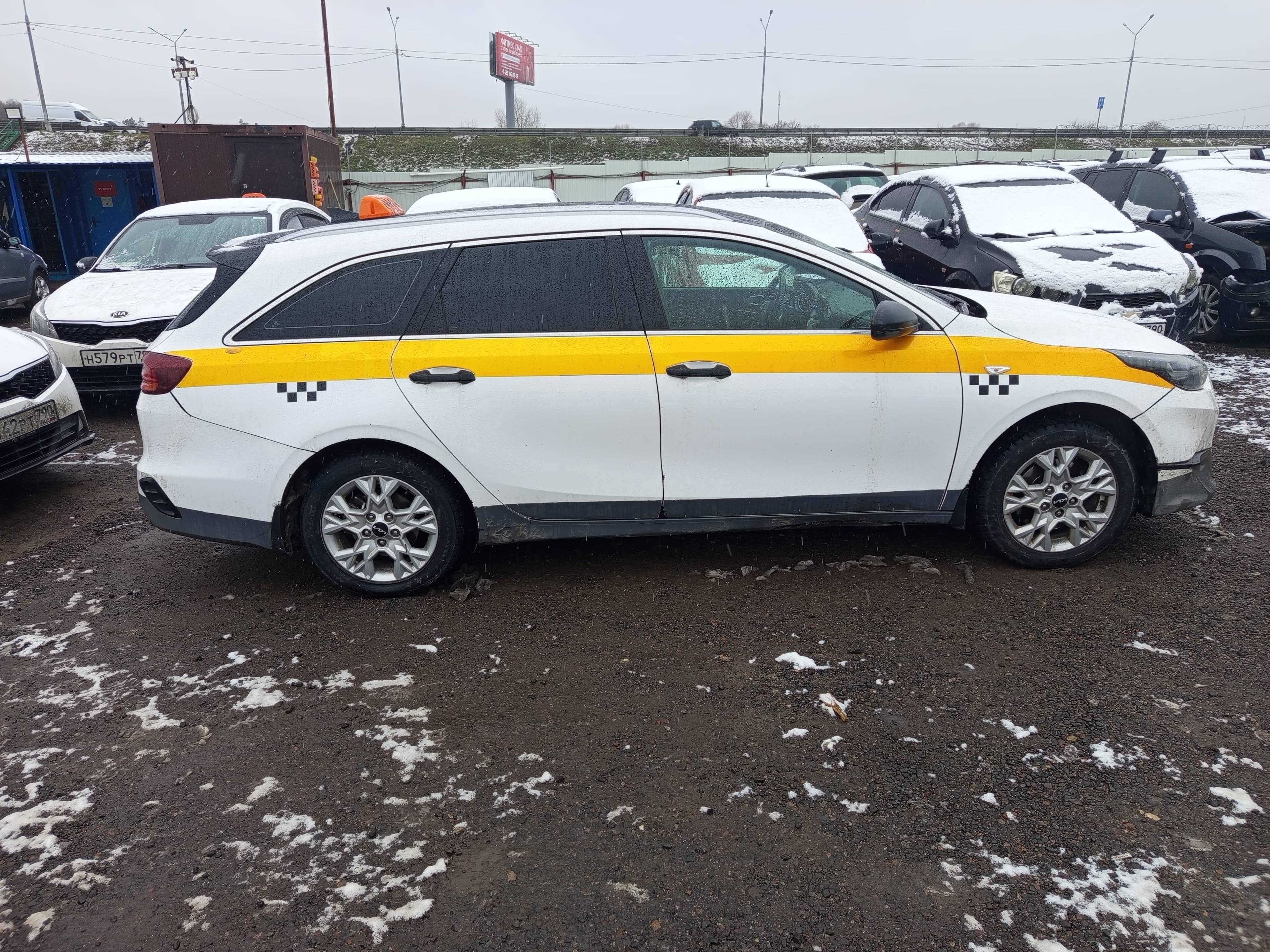KIA Ceed SW,  188 915 км, 2022 года в лизинг