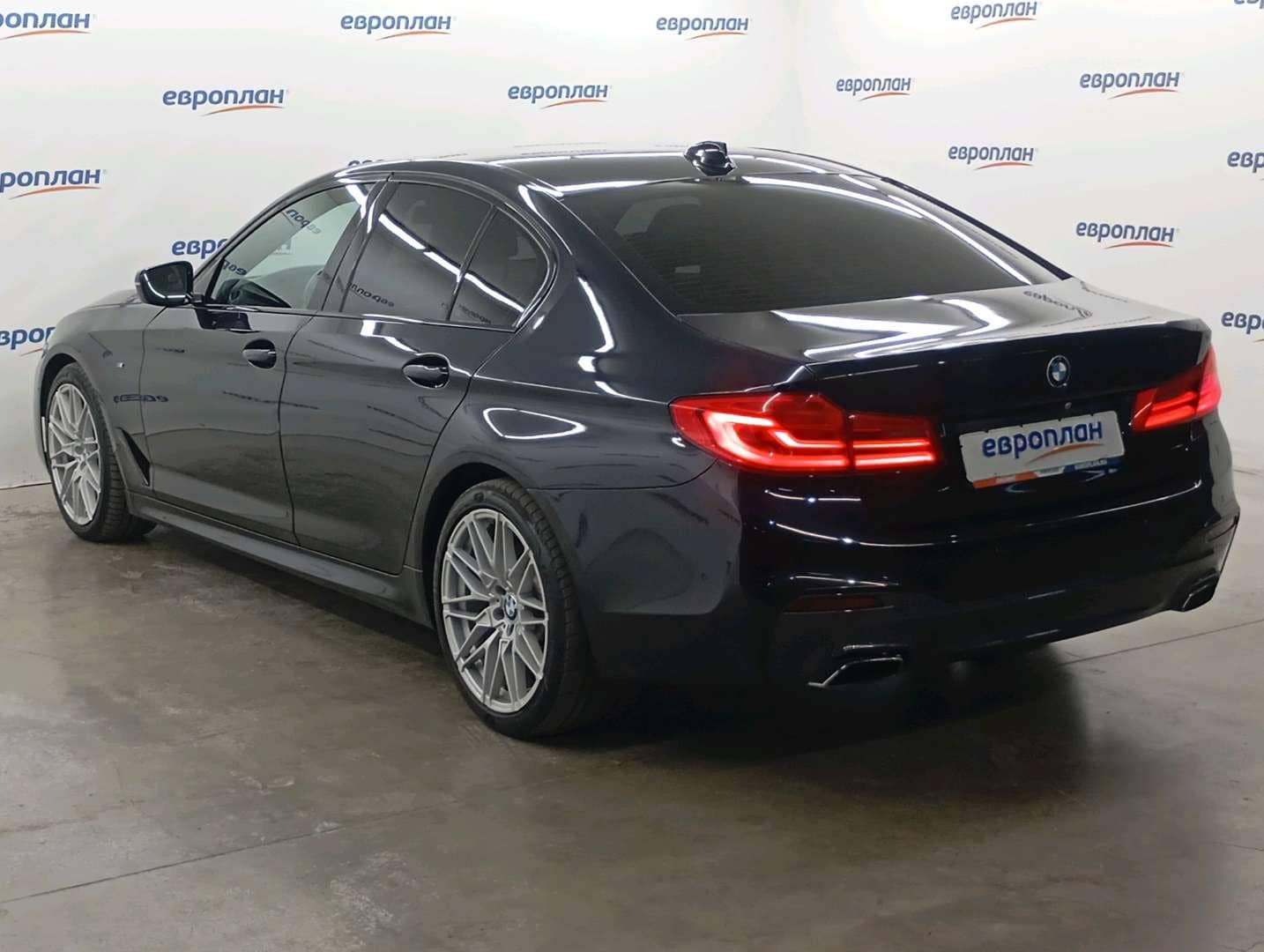 BMW 5 серия,  319 640 км, 2019 года в лизинг