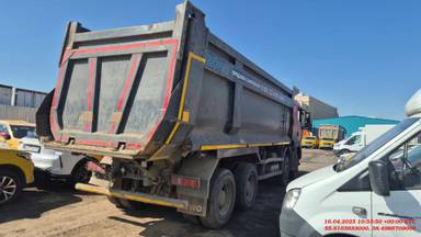 HOWO ZZ3317V386GE1 8х4