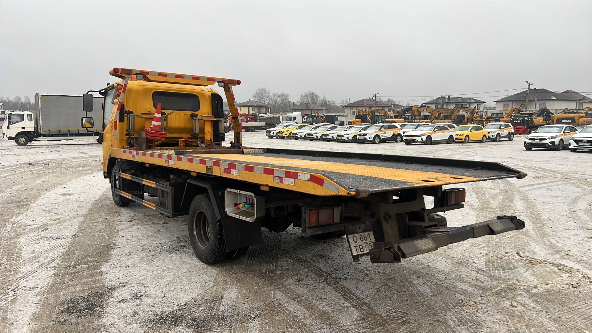 ISUZU ELF(KV100),  63 845 км, 2024 года в лизинг