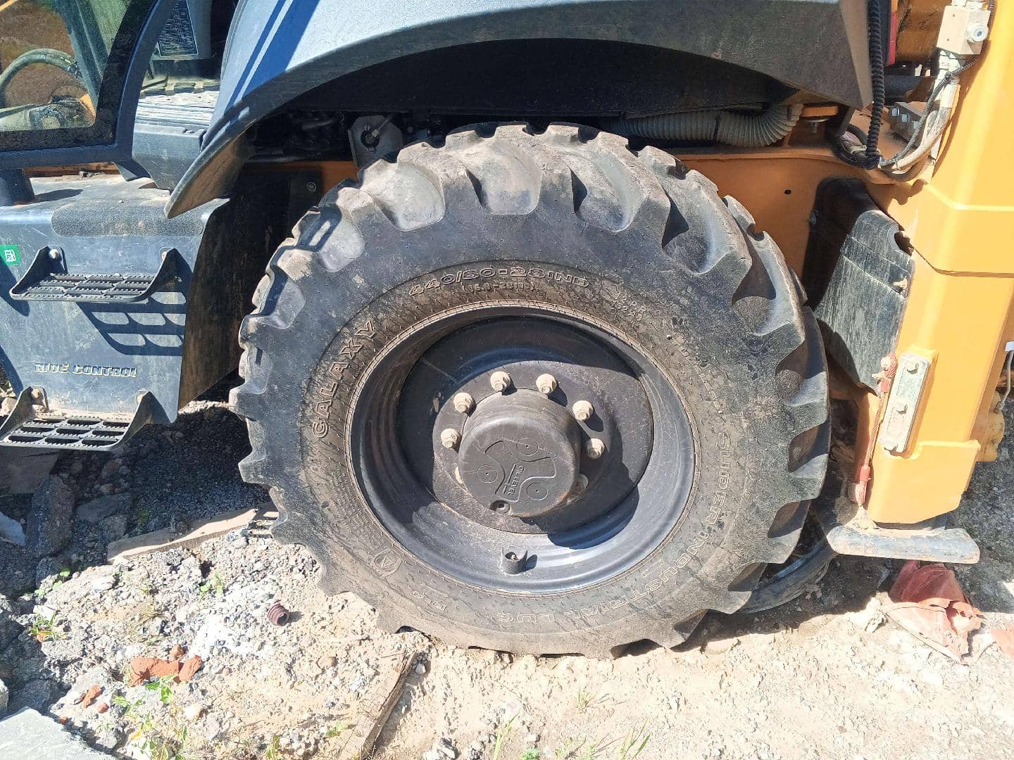 CASE 695SV,  902 км, 2024 года в лизинг