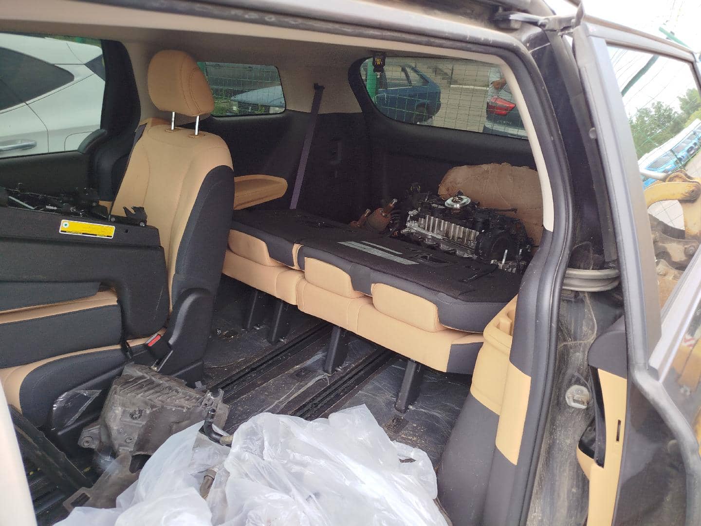 KIA Carnival,  102 000 км, 2022 года в лизинг