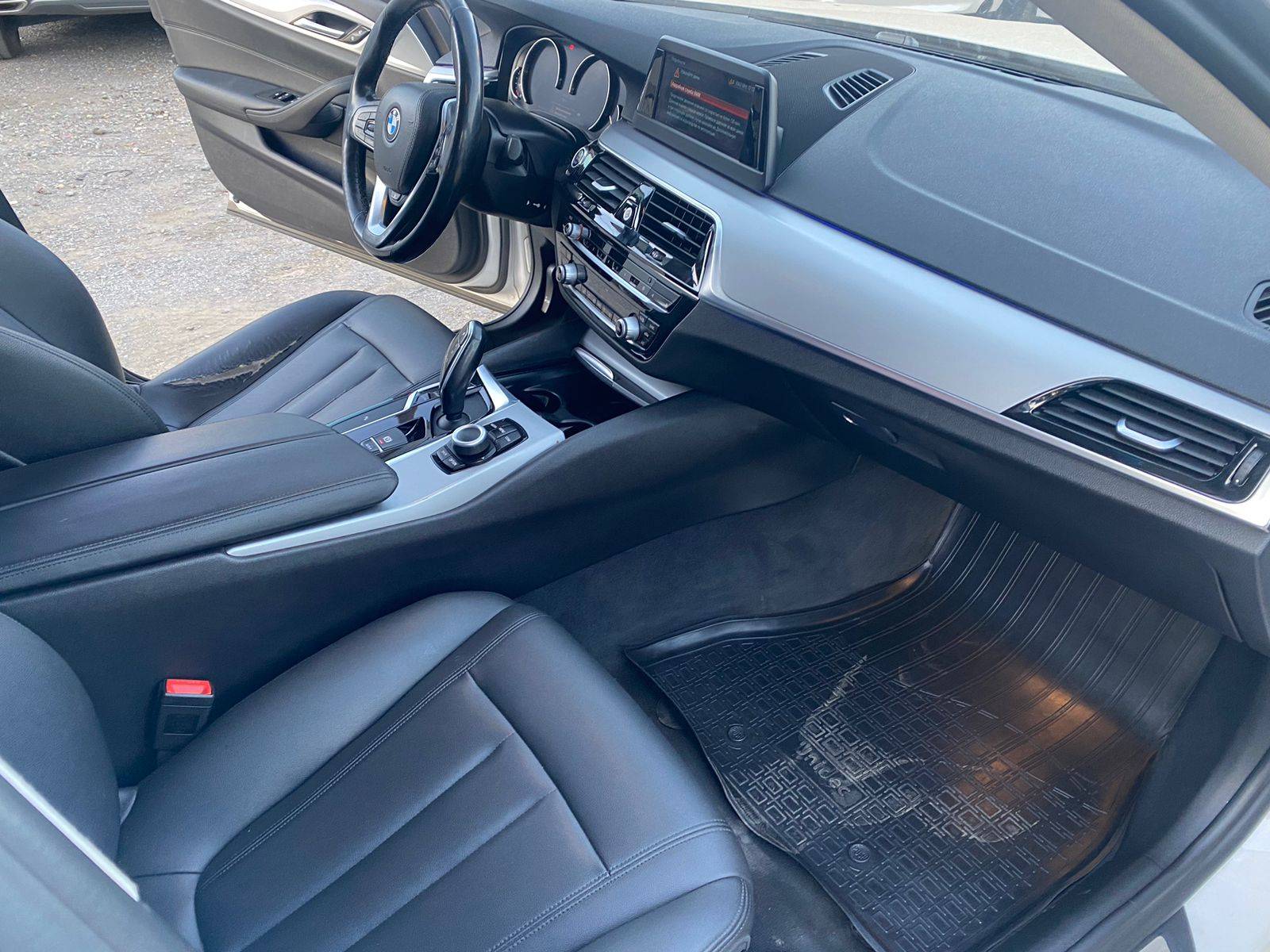 BMW 5 серия,  264 338 км, 2018 года в лизинг