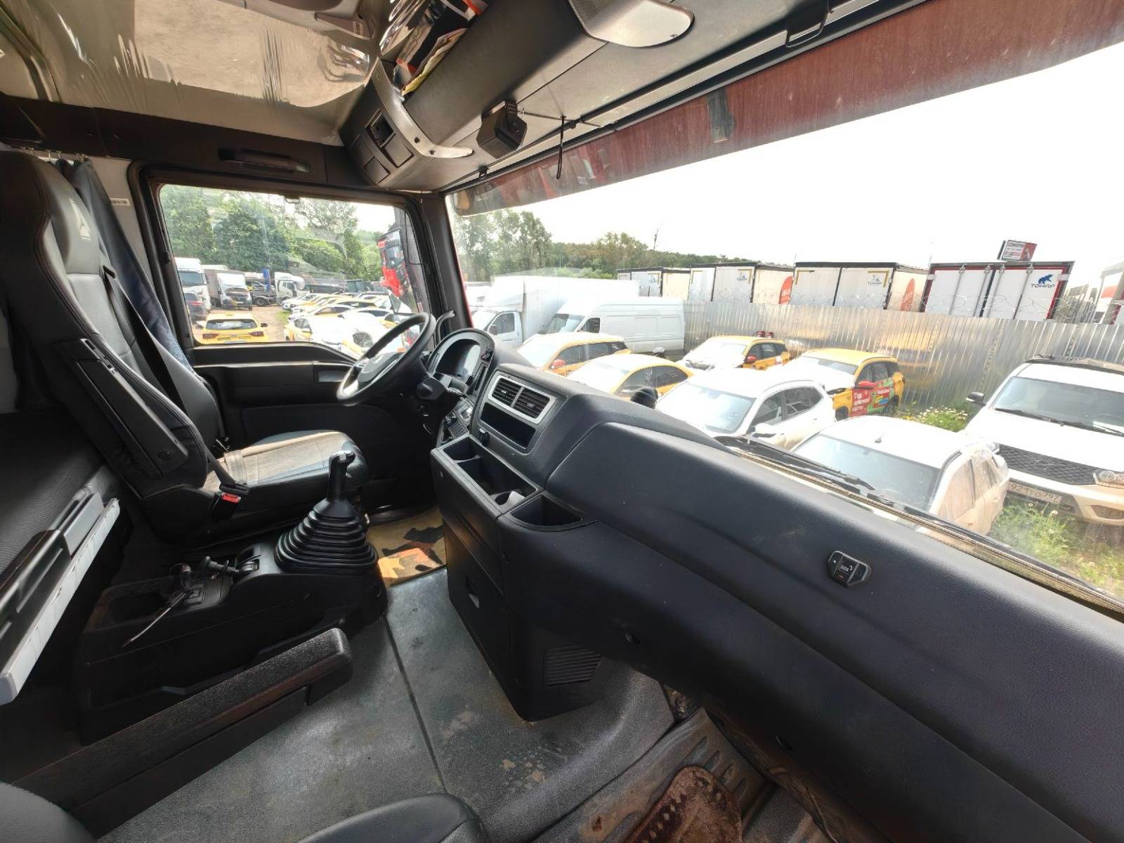 Sitrak ZZ3316V466ME,  16 243 км, 2024 года в лизинг