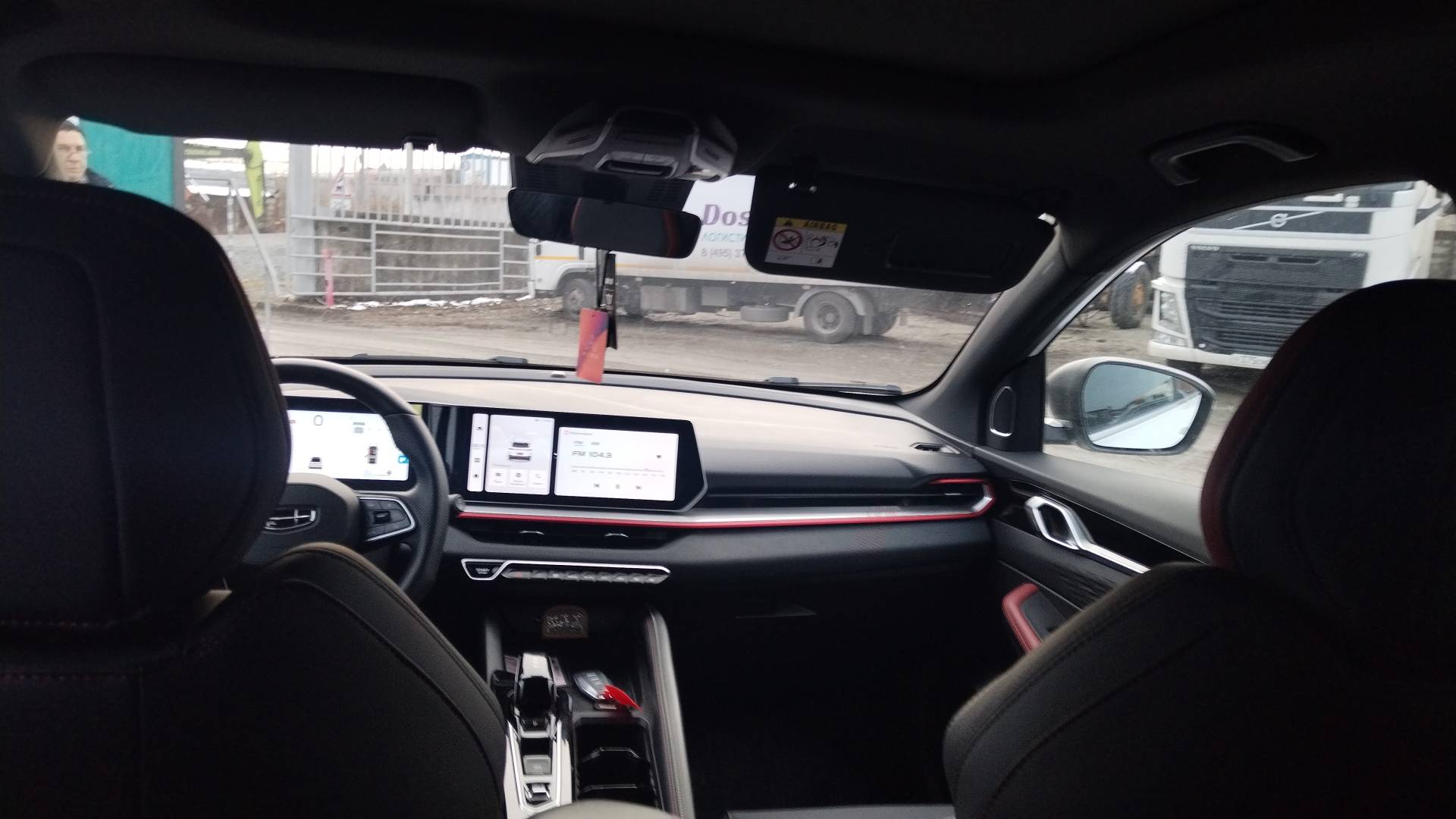 Geely Coolray,  18 215 км, 2023 года в лизинг