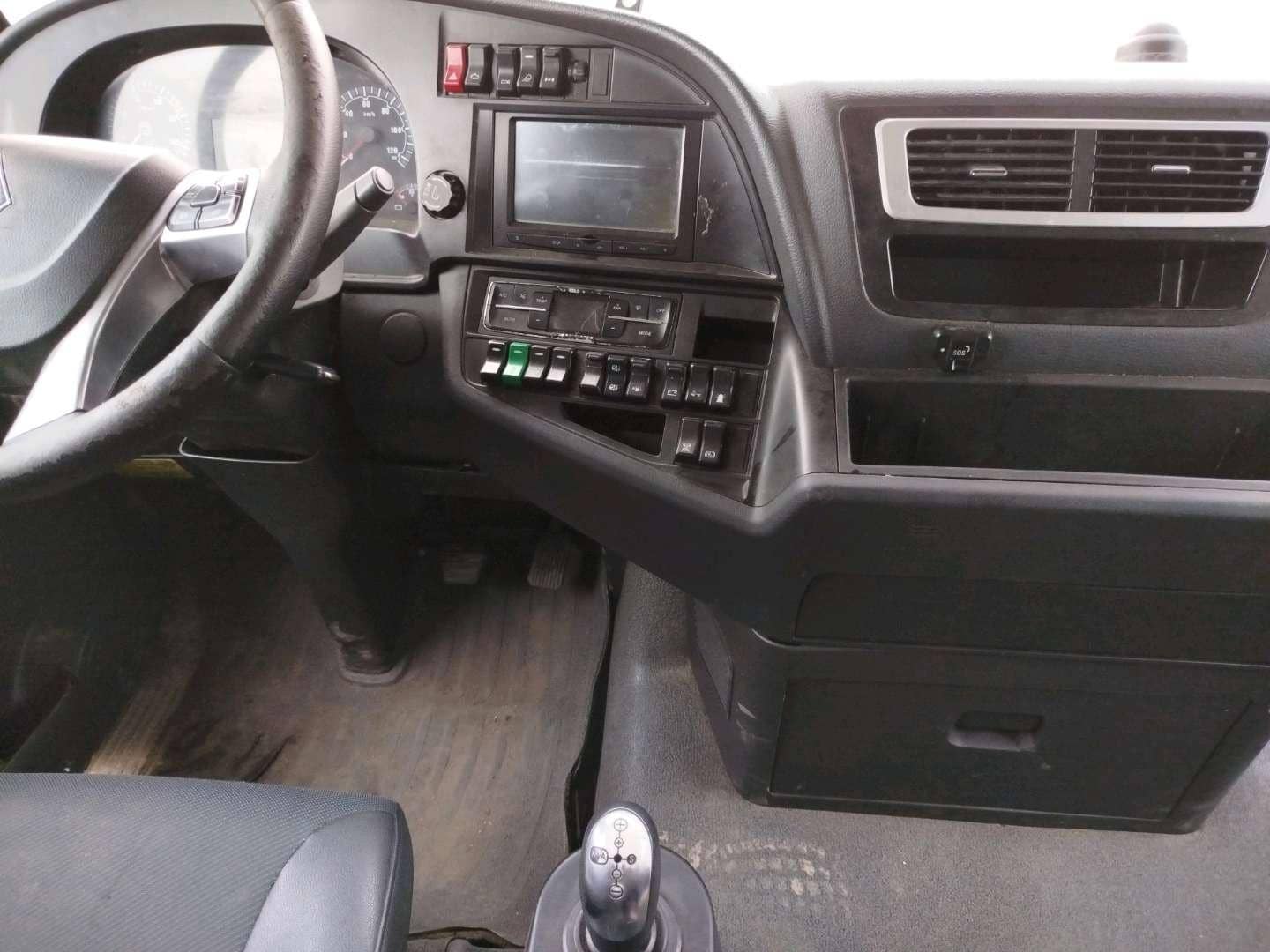 Sitrak C7H 4x2 ZZ4186V361HE,  735 598 км, 2022 года в лизинг