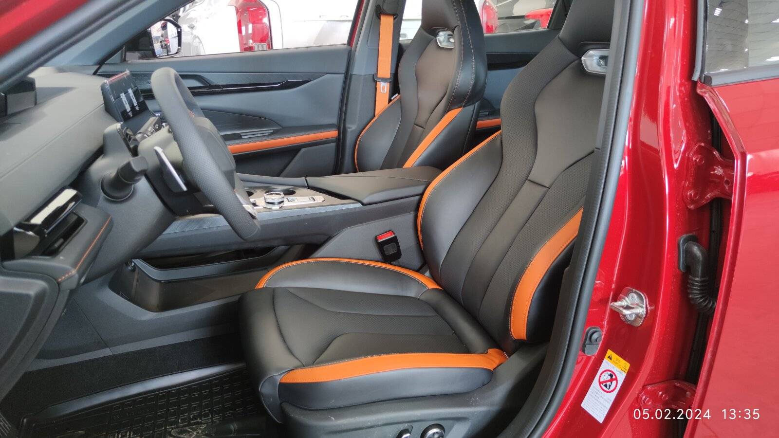 Changan Uni-V 1.5 7DCT Tech  