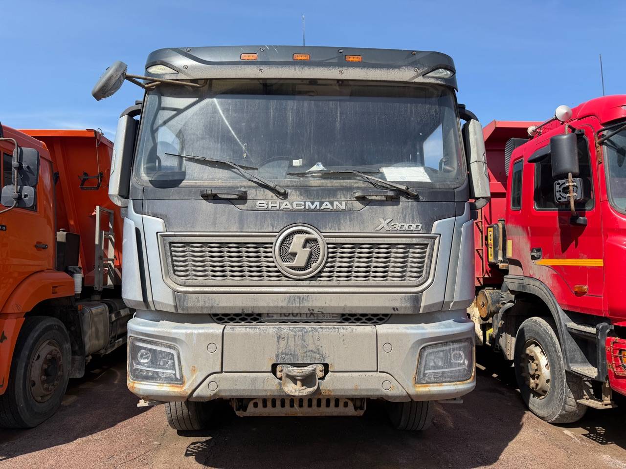 Shacman SX331863366,  182 293 км, 2024 года в лизинг
