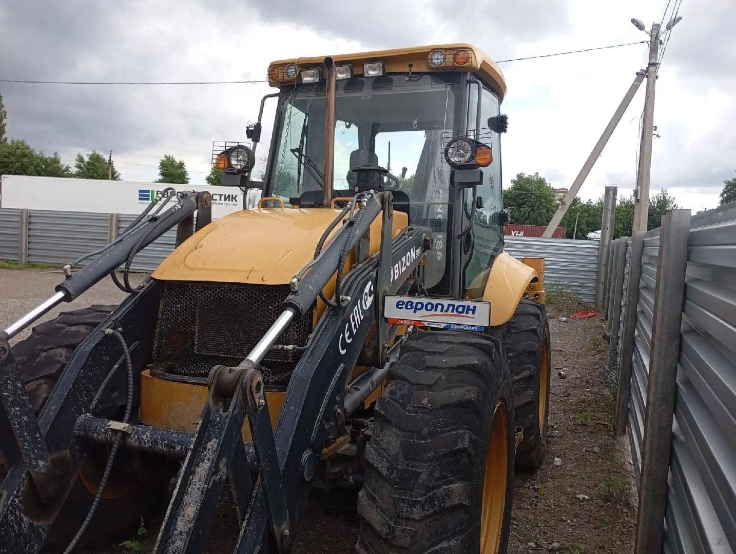 Bizon 888