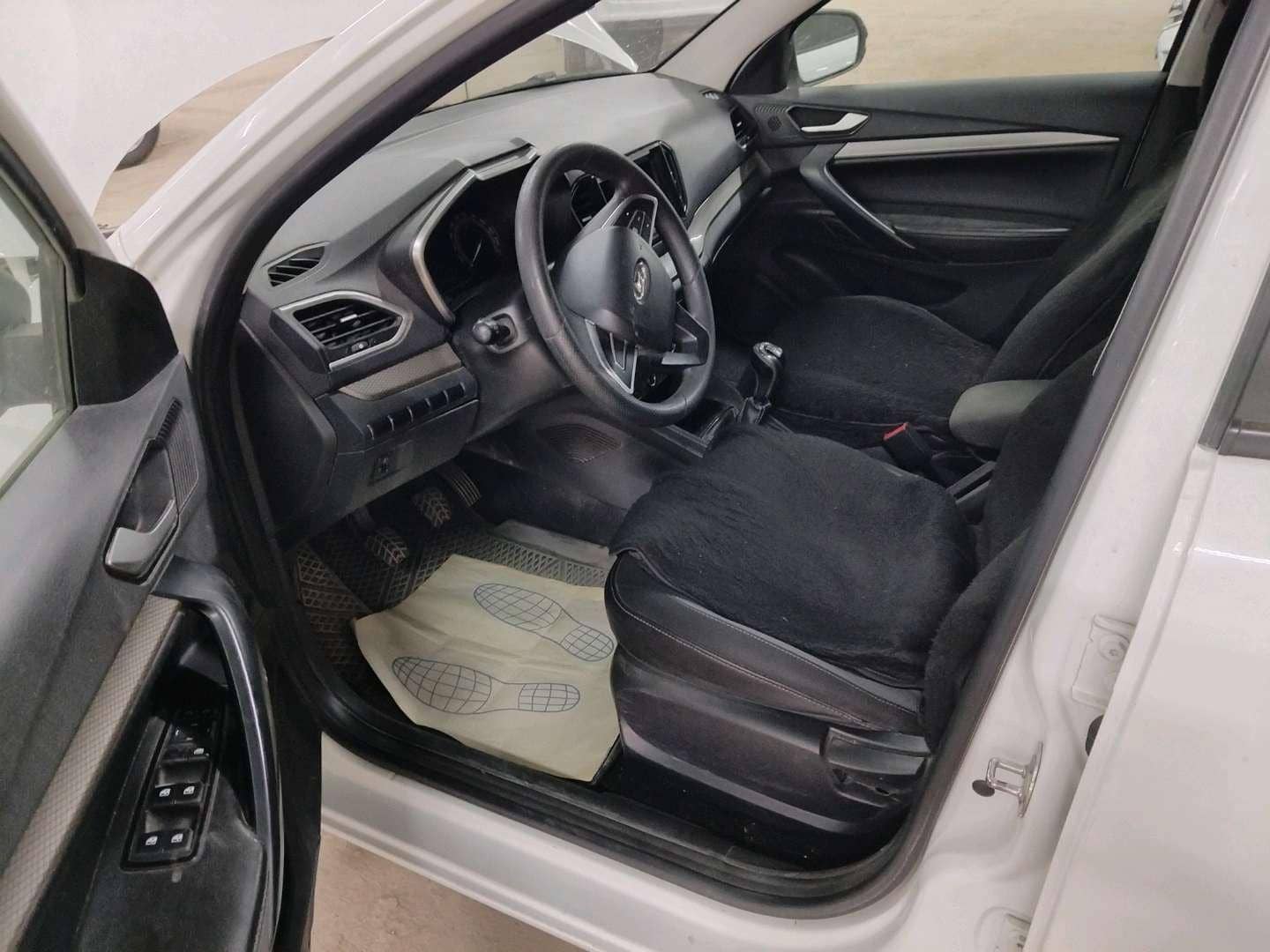 Lada Vesta седан,  102 880 км, 2023 года в лизинг