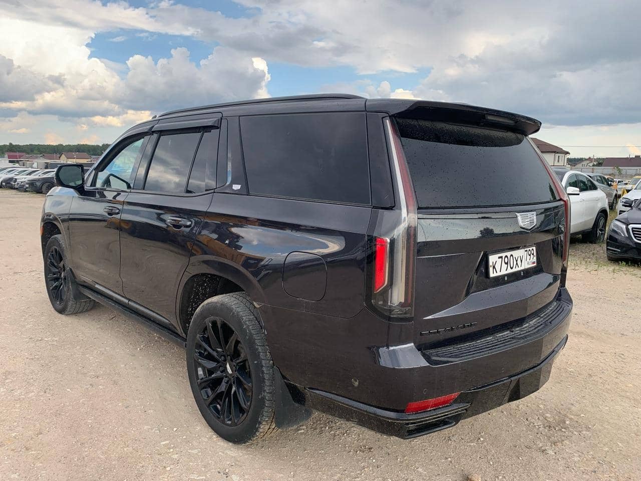 Cadillac Escalade,  133 484 км, 2024 года в лизинг