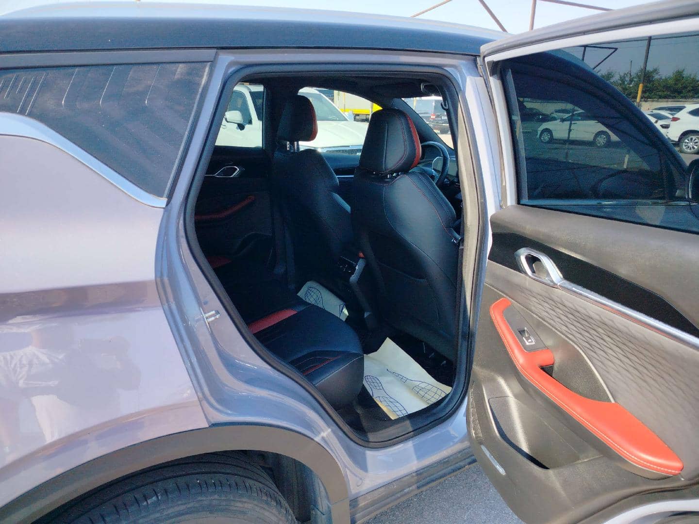 Geely Coolray,  70 404 км, 2023 года в лизинг