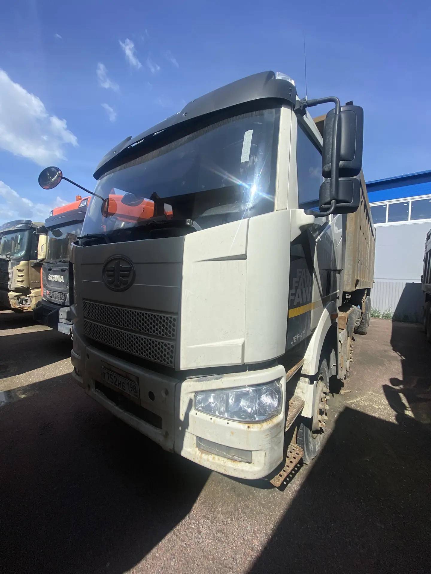 FAW CA3310P66K24T4E5 8х4