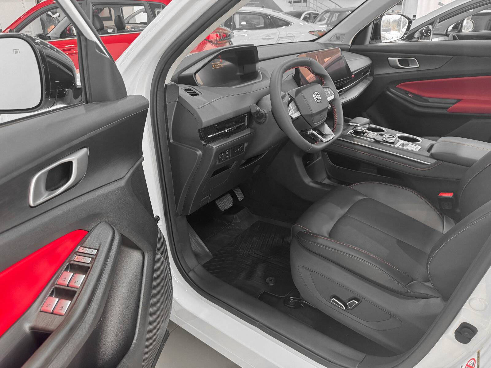 Changan Uni-S Tech 1.5T 7DCT