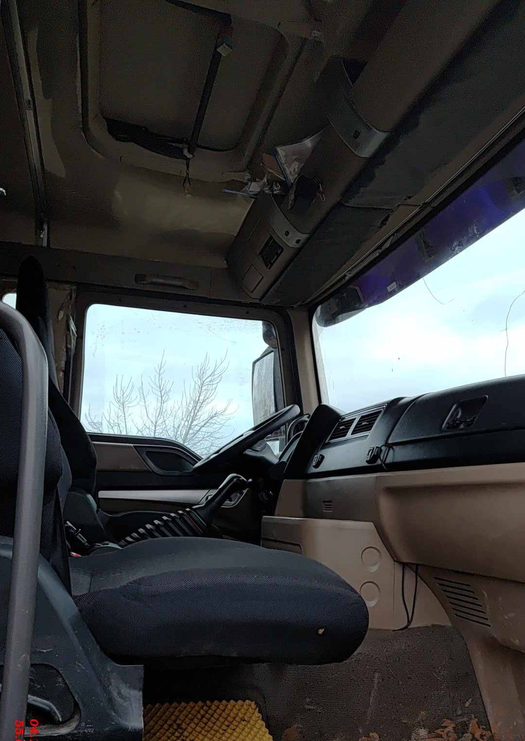 HOWO ZZ3317V386GE1 8х4,  233 164 км, 2023 года в лизинг