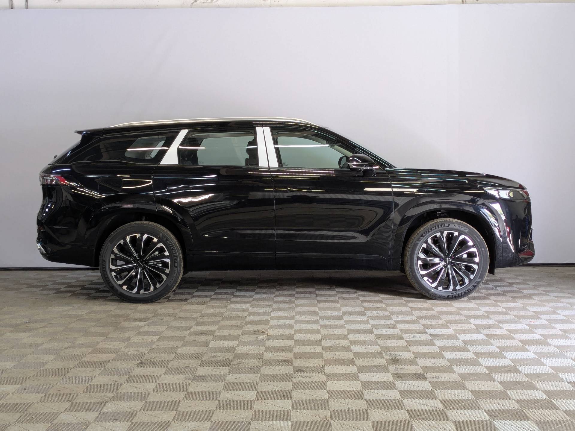 Jaecoo J8 Active 2.0T 7DCT AWD