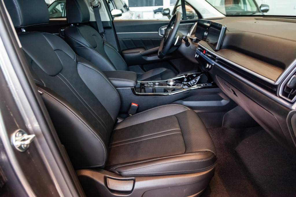 KIA Sorento Luxe 2.5 6AT 4WD