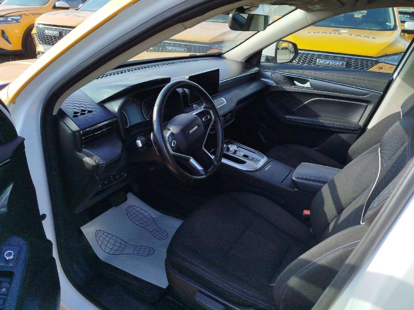 Haval Jolion,  201 216 км, 2023 года в лизинг