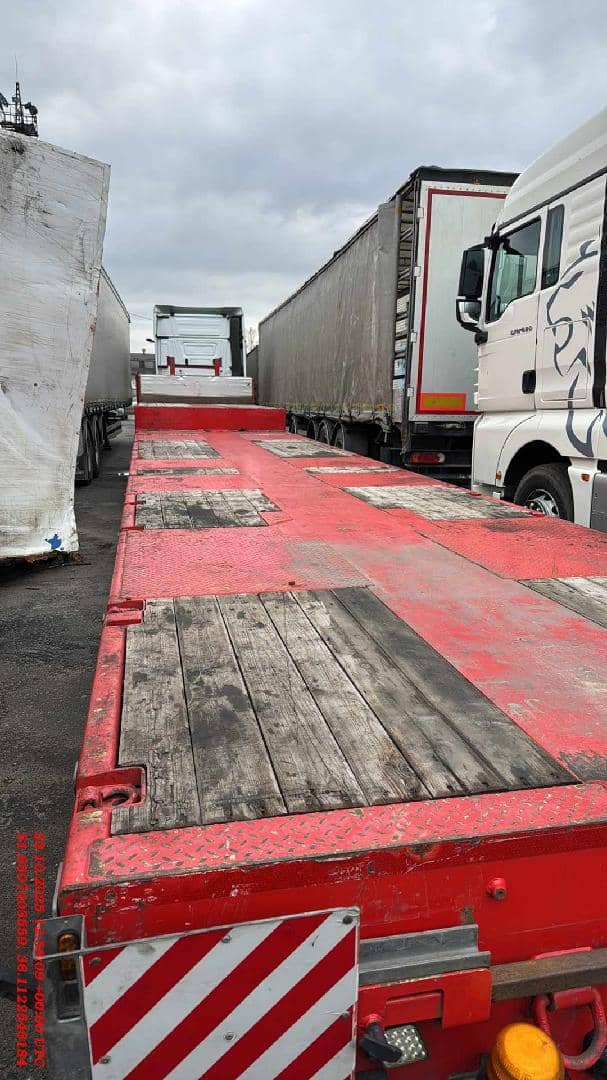 Тверьстроймаш Низкорамный раздвижной полуприцеп 993941-LE35, 2022 года в лизинг