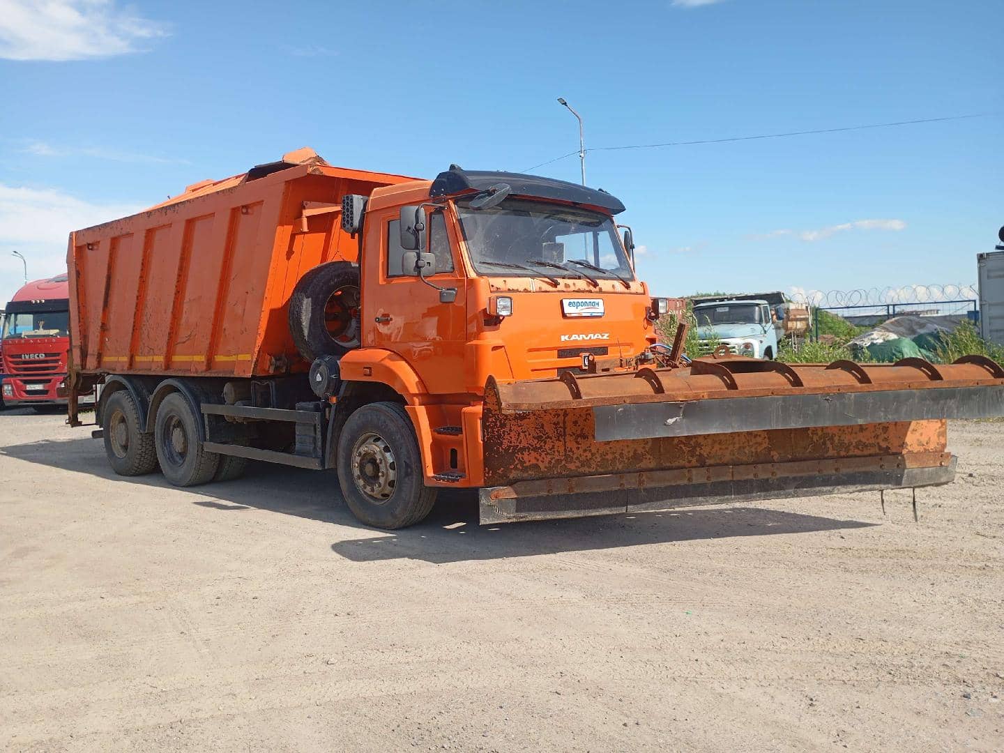 КАМАЗ 6520-43(E4),  187 950 км, 2017 года в лизинг