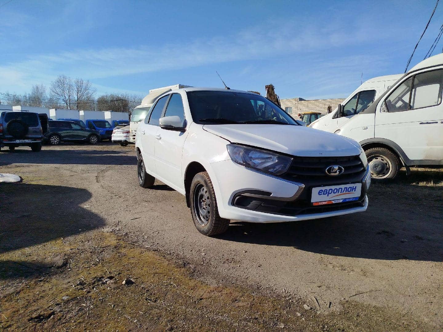 Lada Granta седан,  79 406 км, 2023 года в лизинг