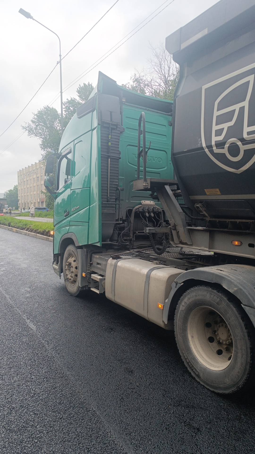 Volvo FH 460 4x2 (FH Globetrotter),  640 618 км, 2020 года в лизинг
